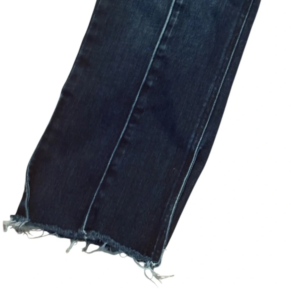 KanCan Juniors Blue Straight Leg Jeans Distressed Classic Style Size 9/28